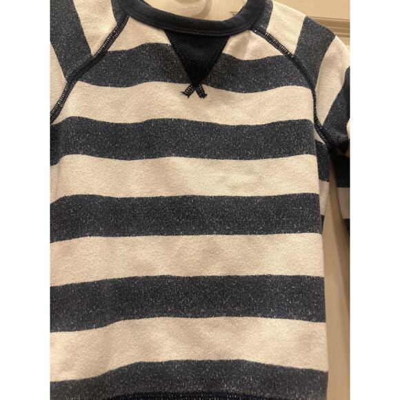 Baby Gap 3T Sweatshirt - Picture 2 of 4